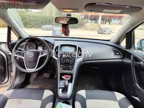 Opel Astra 2017 Silver Used for Sale - 1