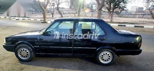 فيات دوجان 1996 أسود مستعملة للبيع - 1