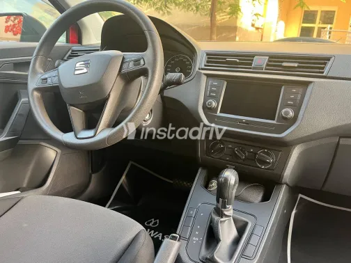 سيات ابيزا 2020 أبيض مستعملة للبيع - 1