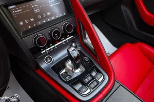 جاكوار ف تيب 2020 أبيض مستعملة للبيع