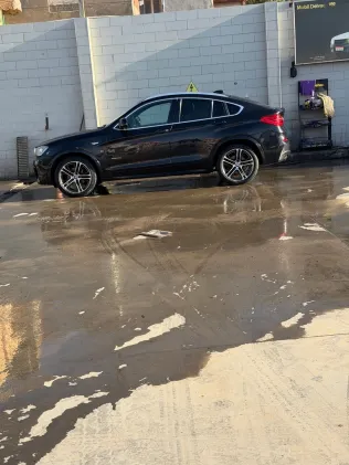 بي ام دبليو X4 2017 أبيض مستعملة للبيع