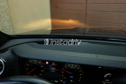 Mercedes E 300 2022 White Used for Sale - 10