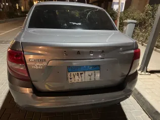 لادا جرانتا 2021 أبيض مستعملة للبيع