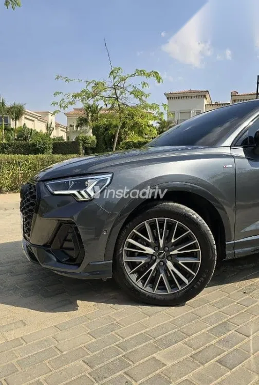 Audi Q3 2024 Gray Used for Sale - 3