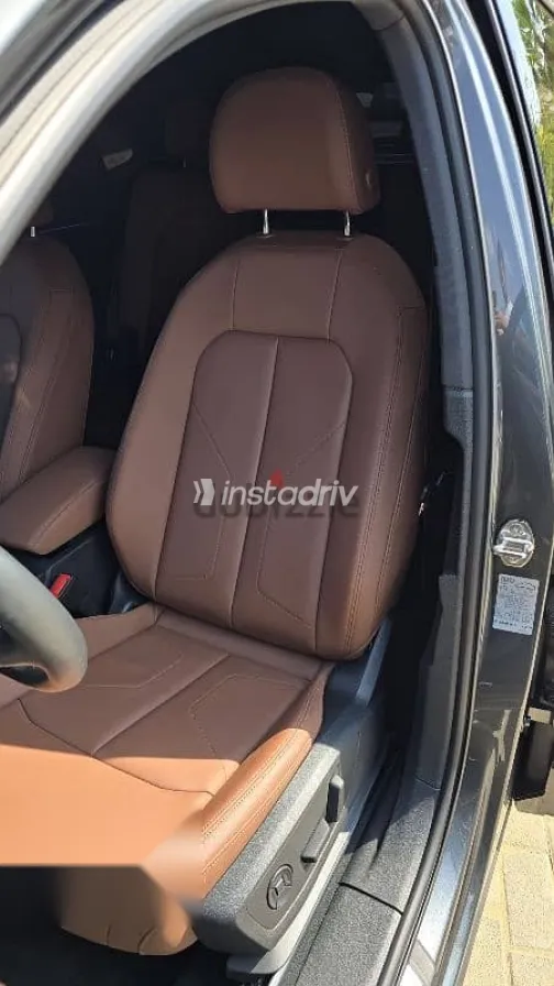 Audi Q3 2024 Gray Used for Sale - 7