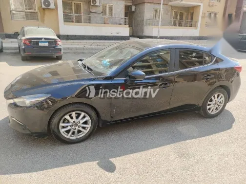 مازدا 3 2019 أسود مستعملة للبيع - 4