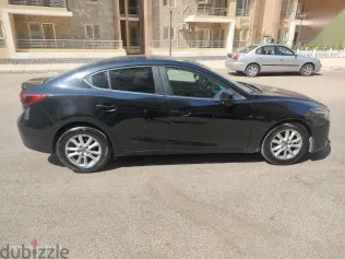 مازدا 3 2019 أسود مستعملة للبيع