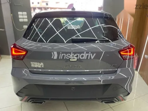 سيات ابيزا 2026 رمادي جديدة للبيع - 4