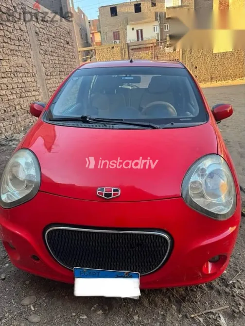 جيلي باندينو 2014 أحمر مستعملة للبيع - 2