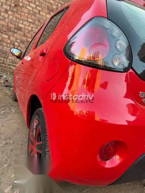 جيلي باندينو 2014 أحمر مستعملة للبيع - 8