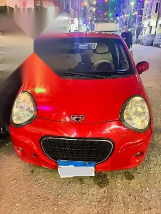 جيلي باندينو 2014 أحمر مستعملة للبيع