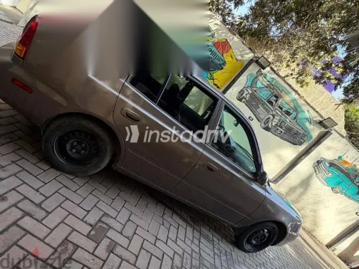 Hyundai Verna 2017 White Used for Sale - 3