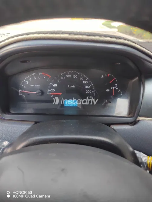 Mitsubishi Lancer 2002 White Used for Sale - 3