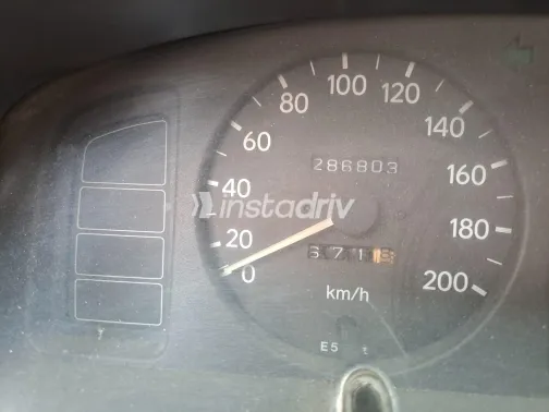 تويوتا كورولا 1990 أبيض مستعملة للبيع - 4