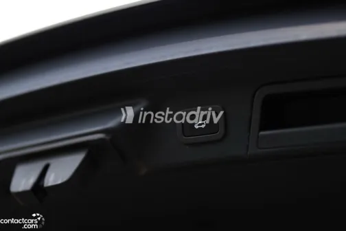 Land Rover Velar 2020 White Used for Sale - 9