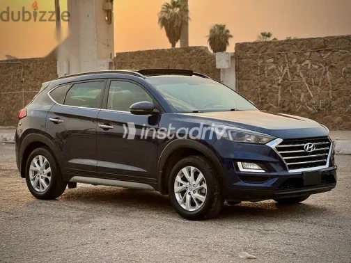 هيونداي توسان 2019 أزرق غامق مستعملة للبيع - 4