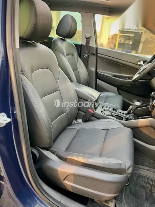 هيونداي توسان 2019 أزرق غامق مستعملة للبيع - 6