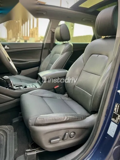 هيونداي توسان 2019 أزرق غامق مستعملة للبيع - 7