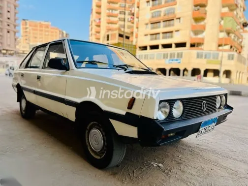 فيات بولونيز 1989 أبيض مستعملة للبيع - 7