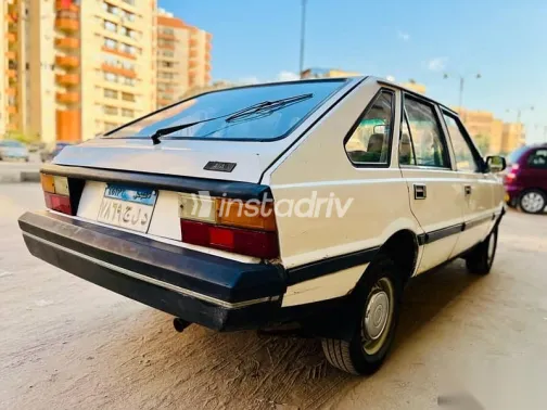 فيات بولونيز 1989 أبيض مستعملة للبيع - 9