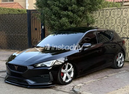 كوبرا ليون 2024 أبيض مستعملة للبيع - 8