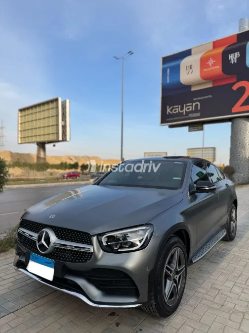 مرسيدس GLC 300 2022 أبيض مستعملة للبيع - 7