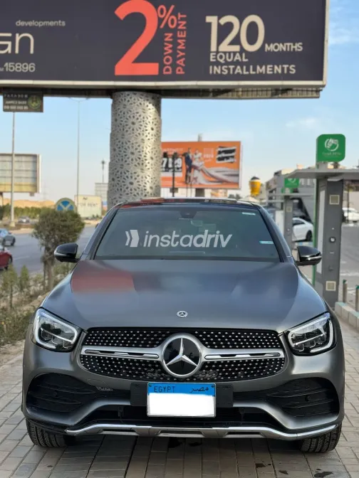 مرسيدس GLC 300 2022 أبيض مستعملة للبيع - 8