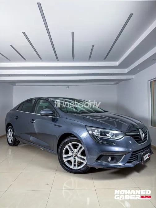 رينو ميجان 2020 أبيض مستعملة للبيع - 1