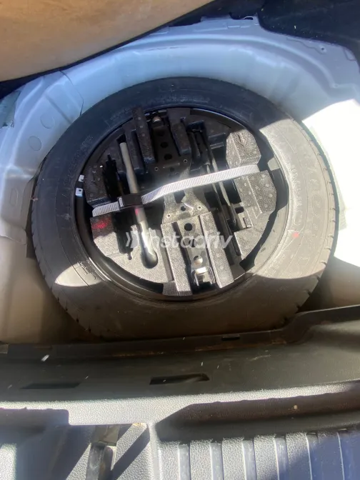 سكودا كاميك 2021 أبيض مستعملة للبيع - 9