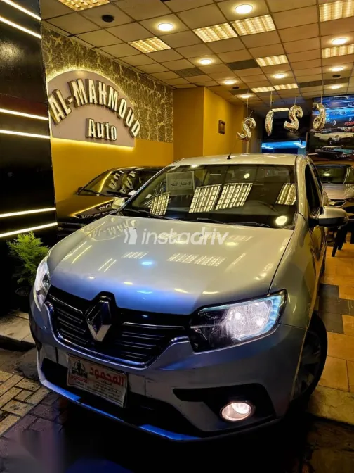 Renault Logan 2020 Gray Used for Sale - 3