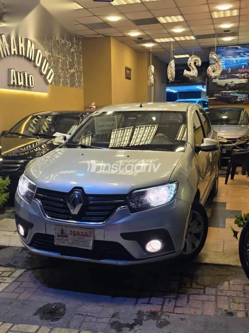 Renault Logan 2020 Gray Used for Sale - 5