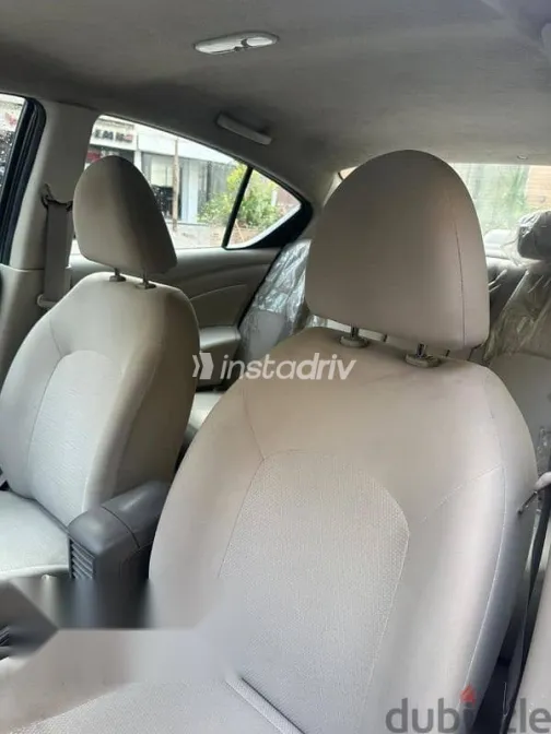 نيسان صنى 2019 بيج مستعملة للبيع - 4