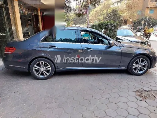 مرسيدس E 200 2015 رمادي مستعملة للبيع - 2