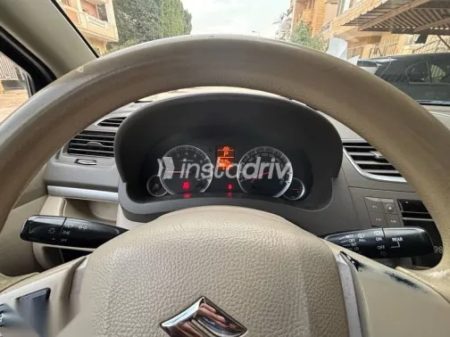 سوزوكى ارتيجا 2015 فضي مستعملة للبيع - 3