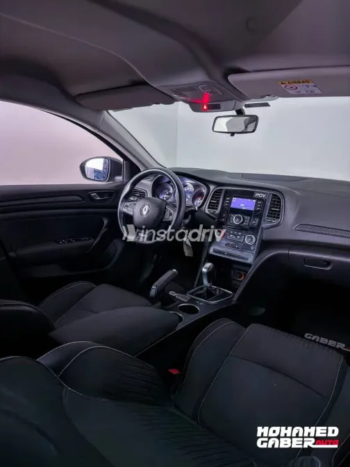 رينو ميجان 2020 أزرق غامق مستعملة للبيع - 3