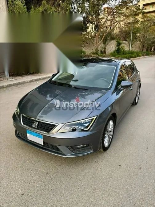 سيات ليون 2018 رمادي مستعملة للبيع - 2
