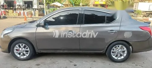 نيسان صنى 2015 ذهبي مستعملة للبيع - 5