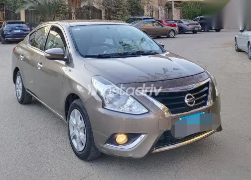 نيسان صنى 2023 بني مستعملة للبيع - 3