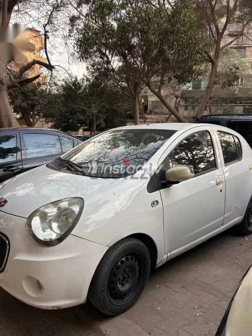 جيلي باندينو 2013 أبيض مستعملة للبيع - 3