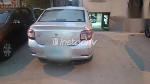 رينو لوجان 2015 فضي مستعملة للبيع - 2