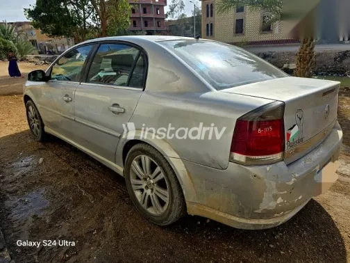 اوبل فيكترا 2007 فضي مستعملة للبيع - 9