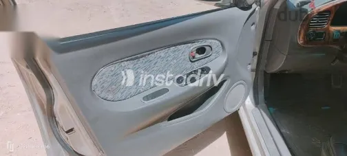 Kia Sephia 2000 Beige Used for Sale - 4