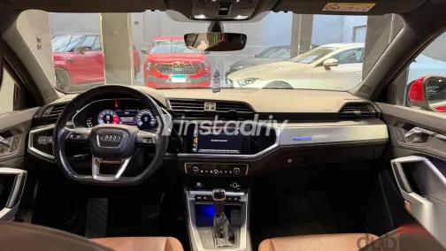 اودي Q3 2021 أحمر مستعملة للبيع - 6