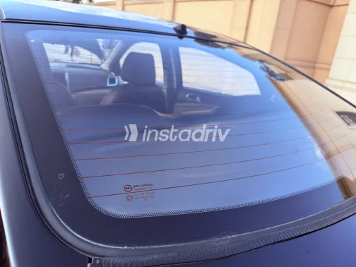 هيونداي اكسنت RB 2013 أبيض مستعملة للبيع - 1