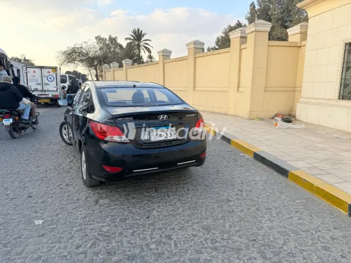 هيونداي اكسنت RB 2013 أبيض مستعملة للبيع - 9