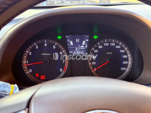 هيونداي اكسنت RB 2013 أبيض مستعملة للبيع - 10