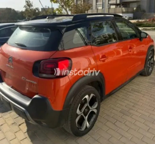 سيتروين C3 اير كروس 2019 أبيض مستعملة للبيع - 1