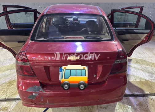 شيفروليه افيو 2011 أبيض مستعملة للبيع - 4