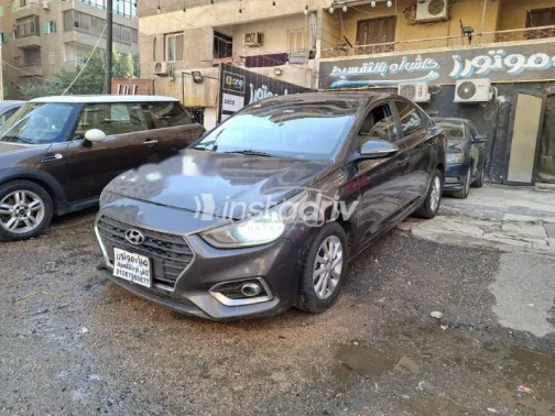 هيونداي اكسنت RB 2021 رمادي مستعملة للبيع - 2