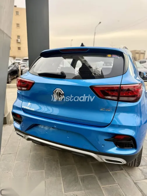 ام جى ZS 2026 أزرق غامق جديدة للبيع - 5